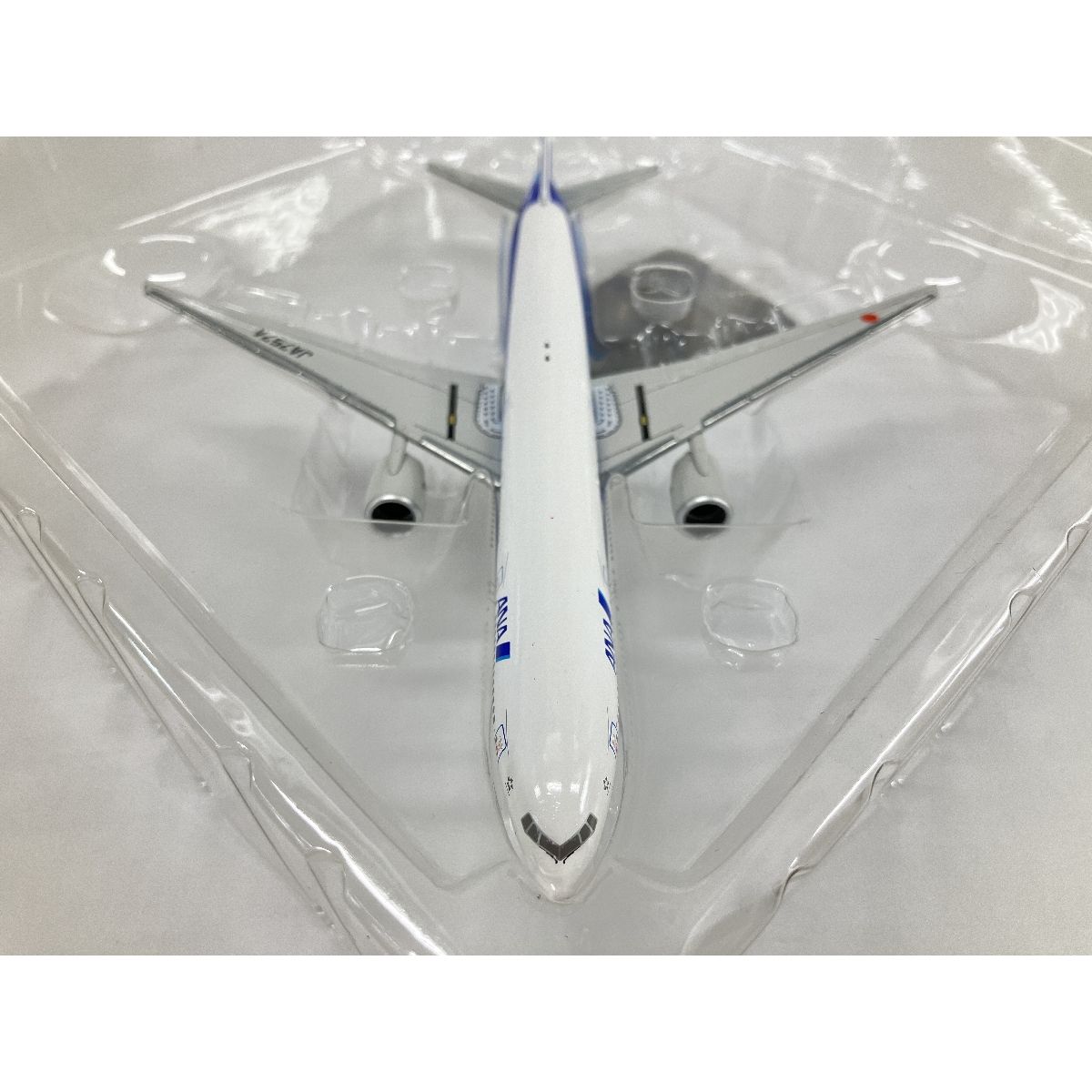 NH40099 1:400 A380