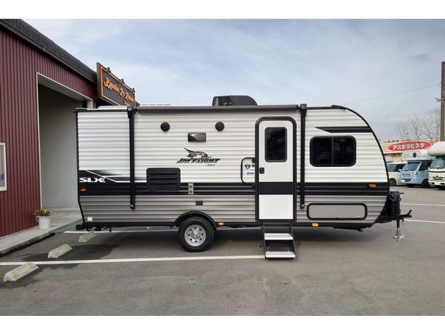 在庫カテゴリー 中古車&特選車情報キャンピングカー HOBBY SWIFTトーザイアテオ株式会社