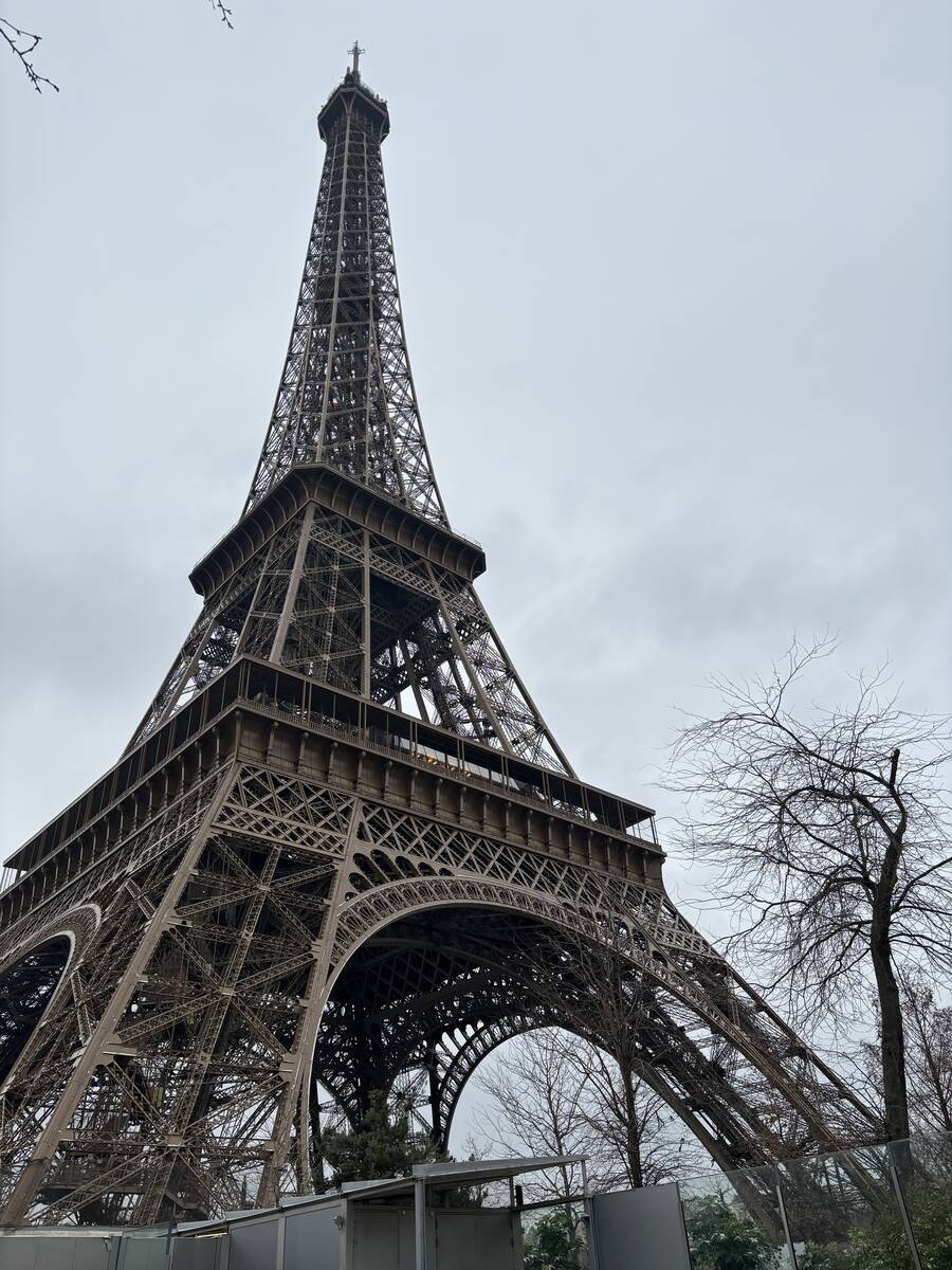 エッフェル塔最上階展望台 HX9VでＨＤ撮影