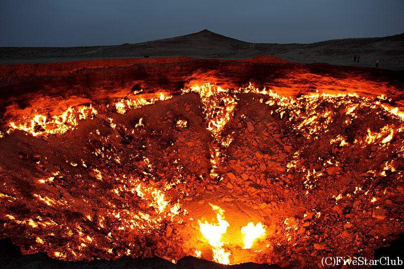 地獄の門」は必見！資源国で経済が豊かな国「トルクメニスタン」って知ってる？トリドリ