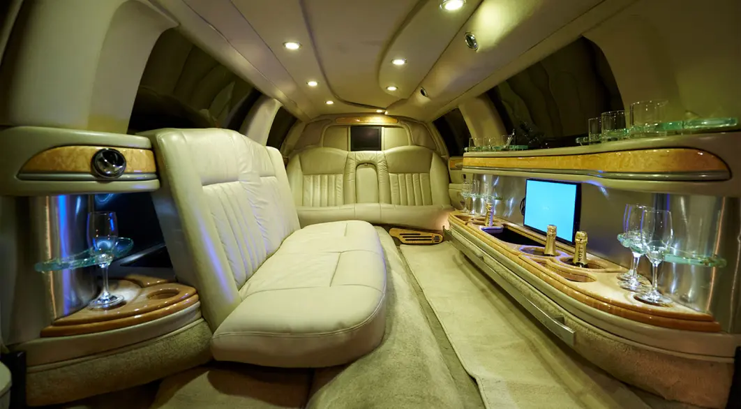 リムジン内公開！ ホテルサンダーソンのブログ - 宿泊予約は＜じゃらんnet＞