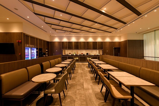 世界第５位の利用者数を誇る「羽田空港」のこれから♪」 年間乗降客数で約７５２５.５万人 ※１ と、敷地面積１５２２ha ※２