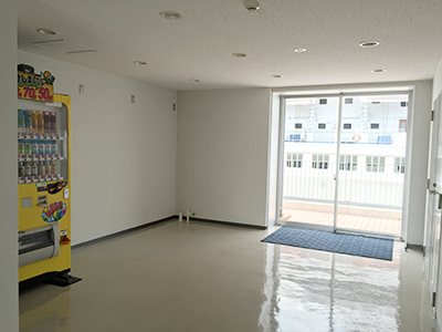 那覇港「若狭バース 泊8号 」 沖縄・主要スポット クルーズ寄港地観光