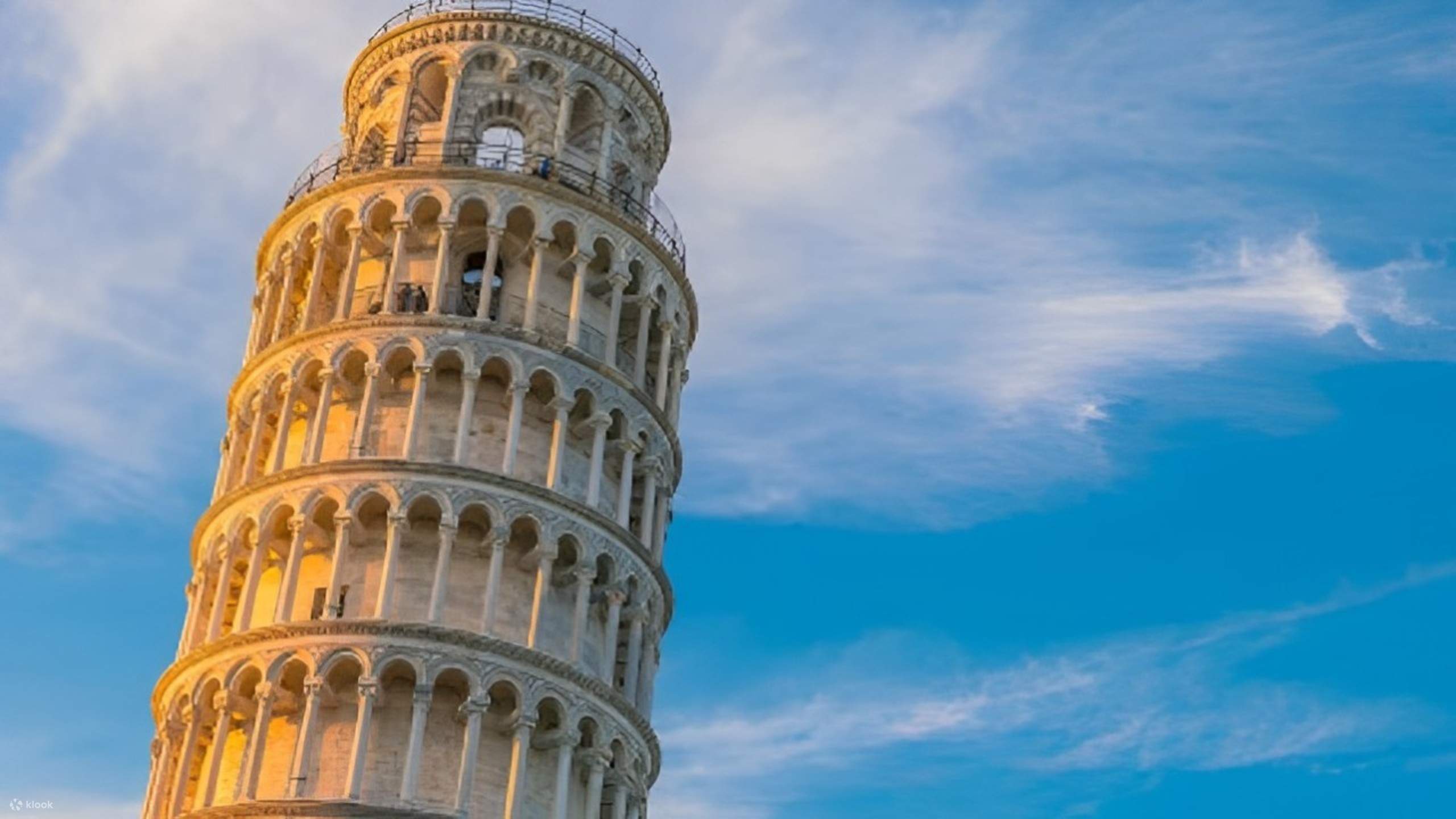 義大利比薩斜塔半日遊．比薩景點、交通、借位照拍起來！ - 芒果這一家