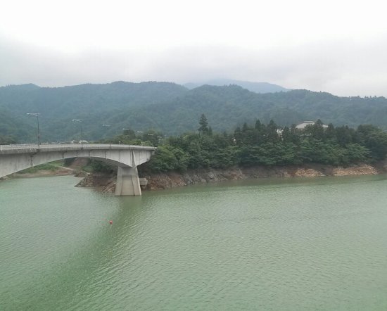 宮ヶ瀬虹の大橋