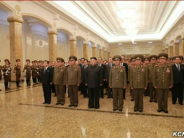 野口裕之の軍事情勢 ＣＩＡの「冥土の使い」に爆撃機「死の白鳥」が訪韓 金王朝の権威の象徴爆破の日は近い？2 6ページ- 産経ニュース