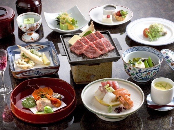 香落渓温泉 名香の湯 展望露天風呂 青蓮寺レークホテル