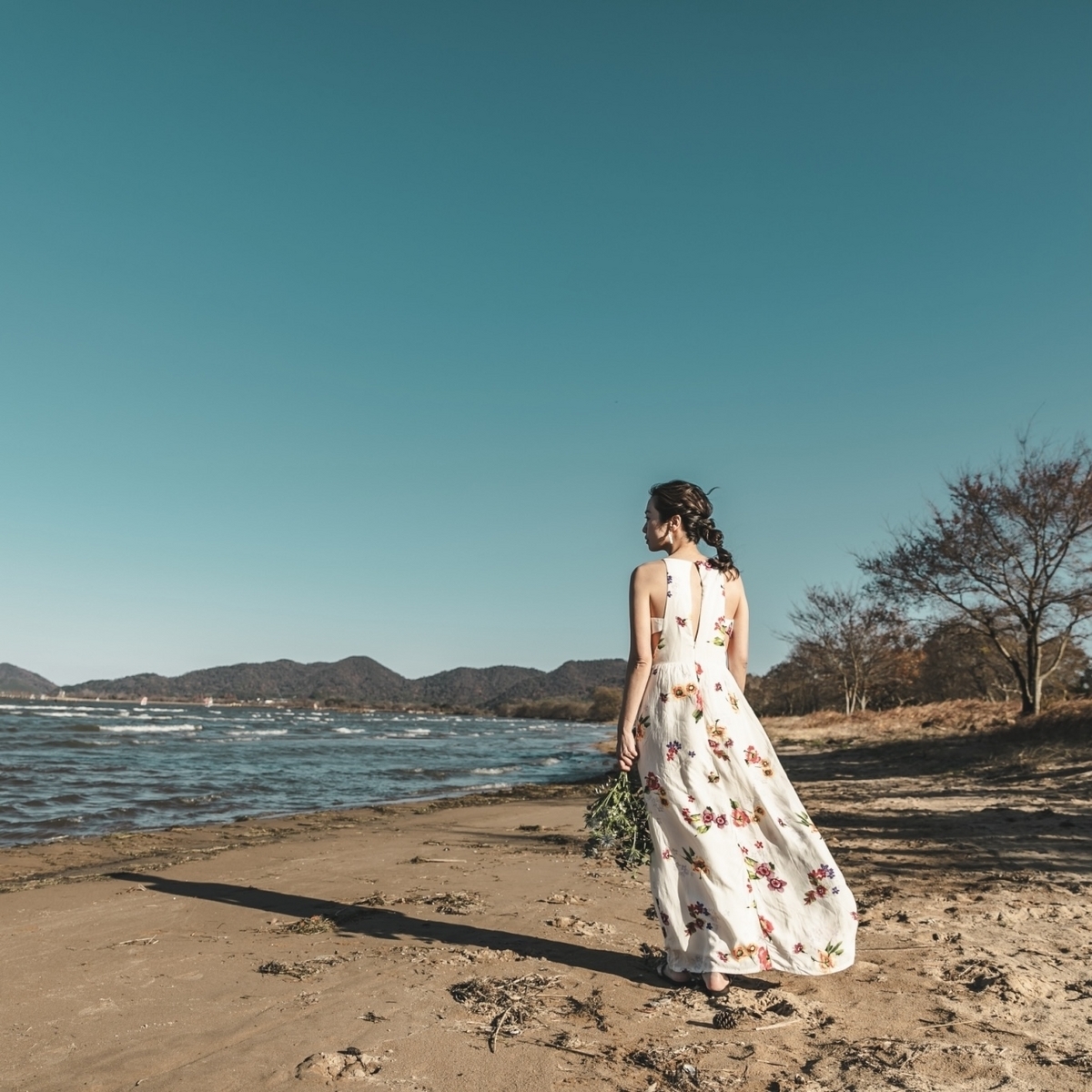 2025年最新 女性の国内一人旅！人気エリアやおすすめスポットを紹介トラビーナ