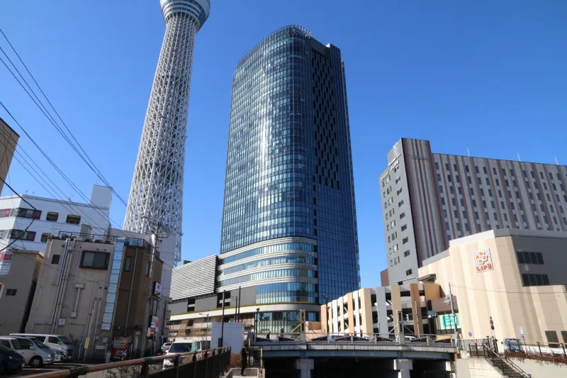 東京ソラマチとイーストタワーの空撮 : 東京スカイツリー定点観測所