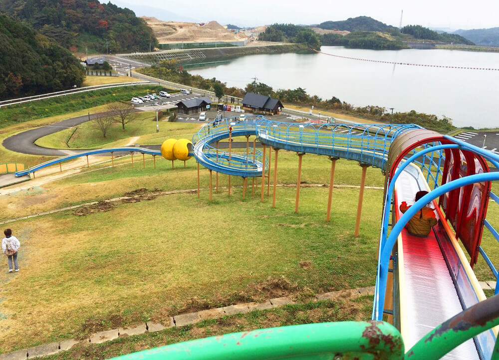 ロングスライダーが迫力満点！<長久手市 愛・地球博記念公園 >ほくほく生活