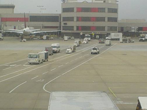 国際線の乗り継ぎは2時間あった方が良いって本当？アトランタ国際空港での体験！ - 婚活体験時々入籍挙式準備