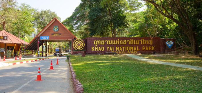 貸切チャーター独立連隊タイのカオヤイ国立公園へのワンデーツアーTrip.com