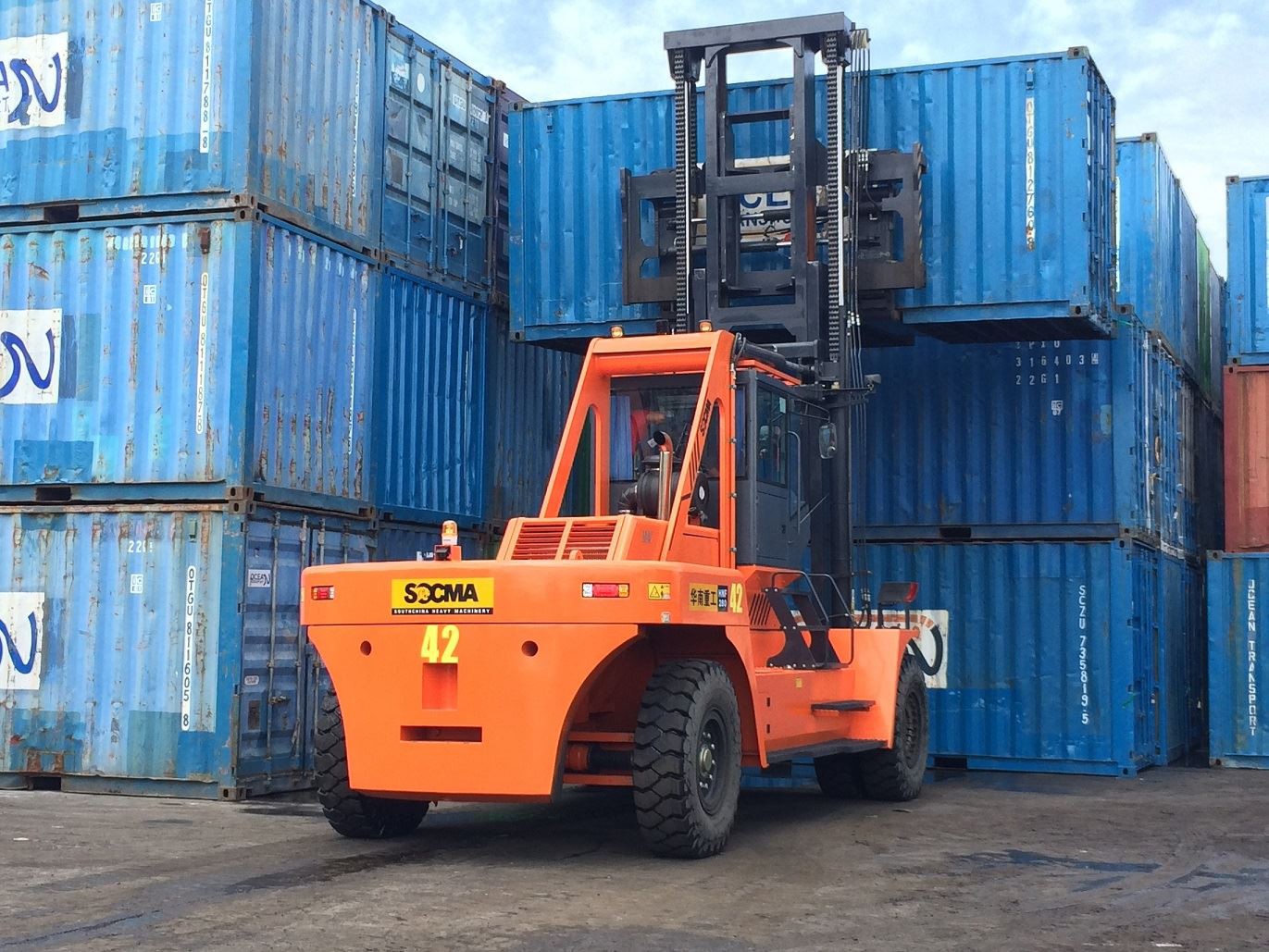 世界的に港の混雑MORN GLASS-最高の建築用ガラス サプライヤ