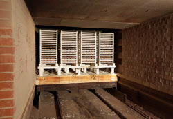 これ東京駅？！でもなんか様子が違うぞ？？ - 珍鉄