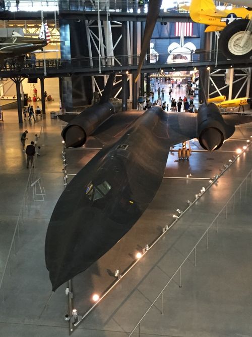 スミソニアン国立航空宇宙博物館 本物！ライト兄弟の飛行機やアポロ月面探索機、月の石に出会える！ツギタビ