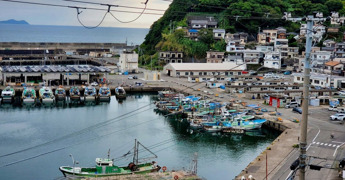 まるでイタリアのアマルフィ海岸のような街並みが素敵な、和歌山県の「雑賀崎」。斜面に家々が密集した独特な景観。via:https:www.instagram.com p DANqVG1Pta7photo