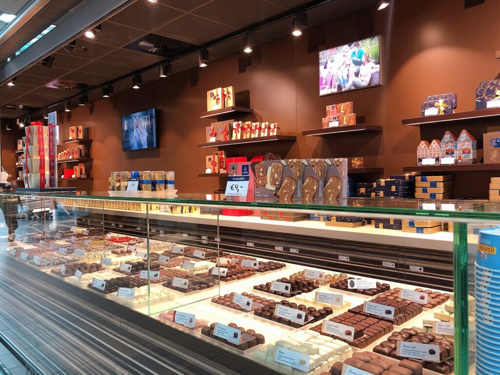 アルバートハインスキポールプラザ店クチコミ・アクセス・営業時間アムステルダム フォートラベル