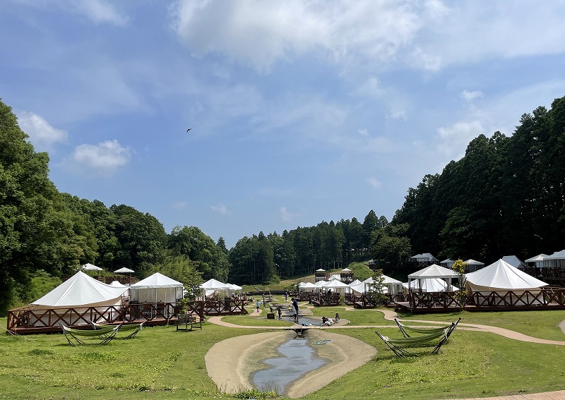 滞在中いつでも快適に過ごせる！ THE FORESTのお部屋タイプ・設備・アメニティをご紹介都心から80分の大自然！THE FORESTリゾグラ