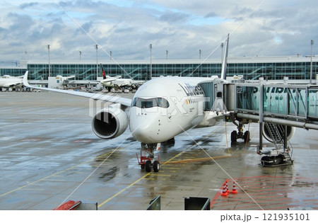 ミュンヘン空港の免税店。お土産探しはここで完璧！Noel's Travels