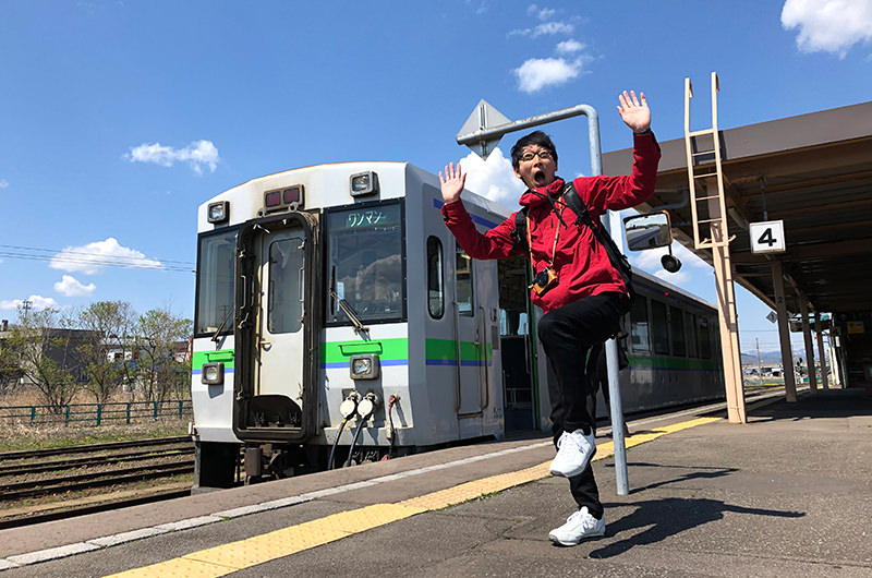 幻想的な洞爺湖の湖底線路と春の訪れ