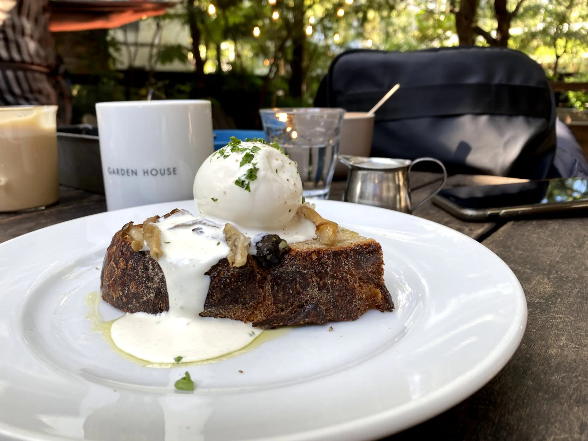 湘南・鎌倉で見つけた朝ごはんがおいしいお店13選～鎌倉駅近カフェから、由比ガ浜のモーニング、長谷・極楽寺など江ノ電沿線まで～ことりっぷ
