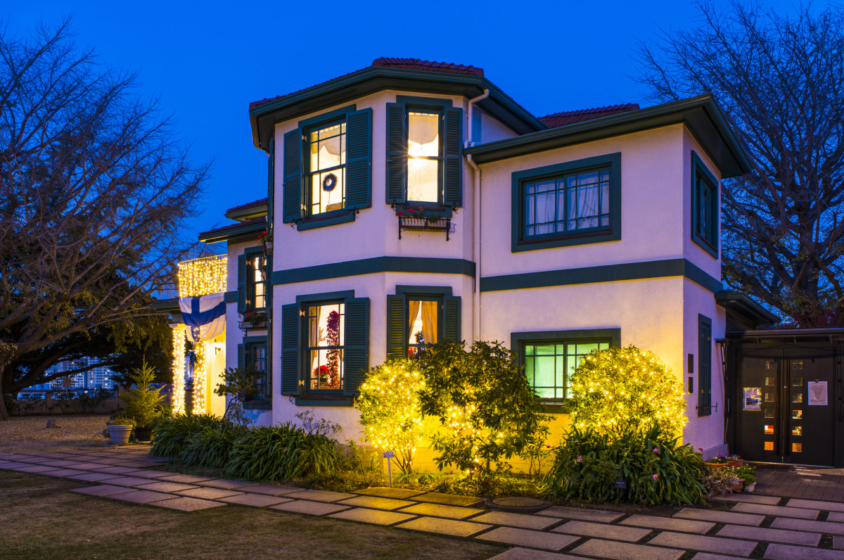 JR石川町駅より徒歩6分！広大なイタリア山庭園を見渡せるカフェ🌱✨ 「 Bluff