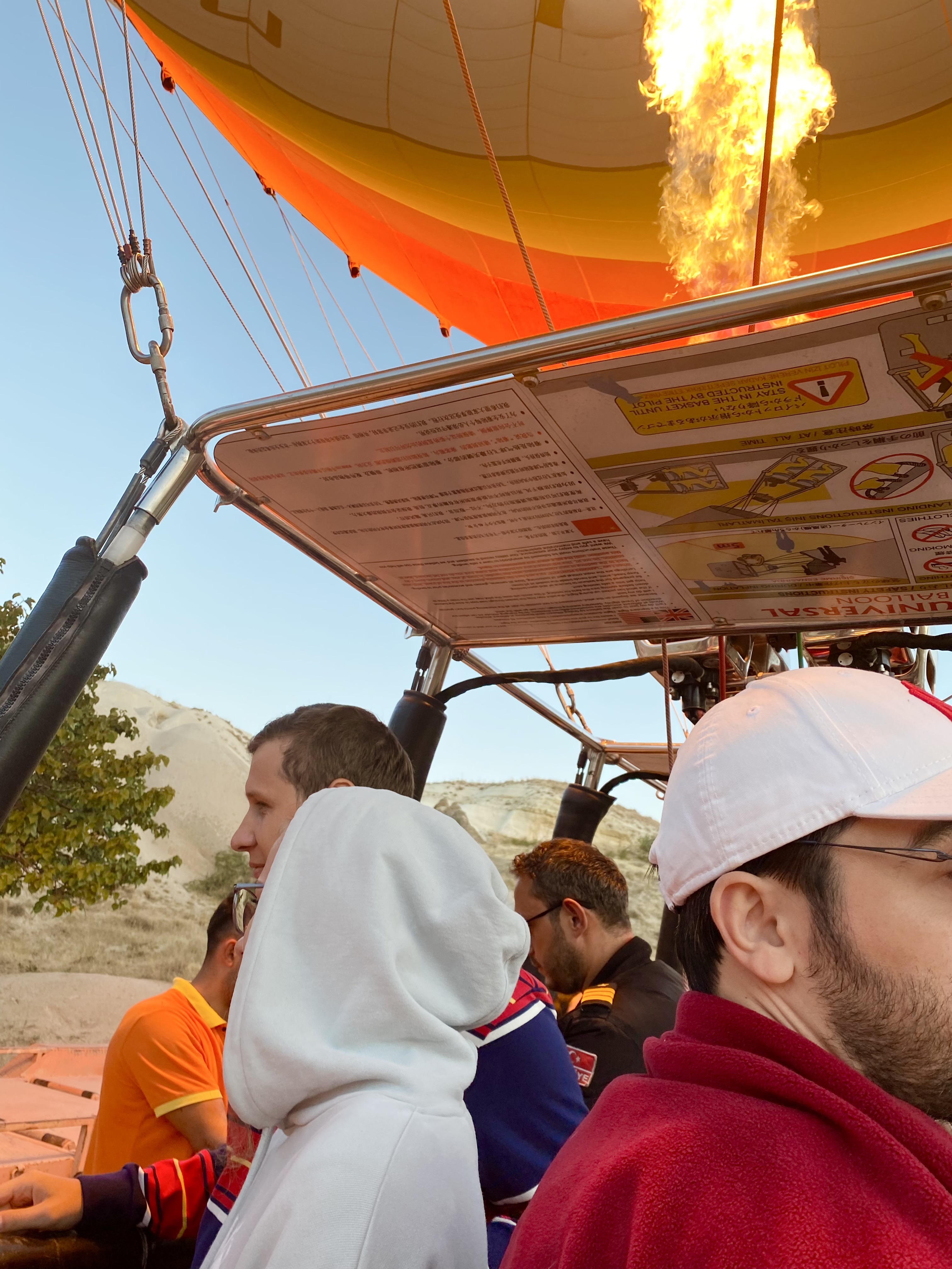 カッパドキア熱気球フライト！世界遺産上空をふわり空の旅ホットホリデ