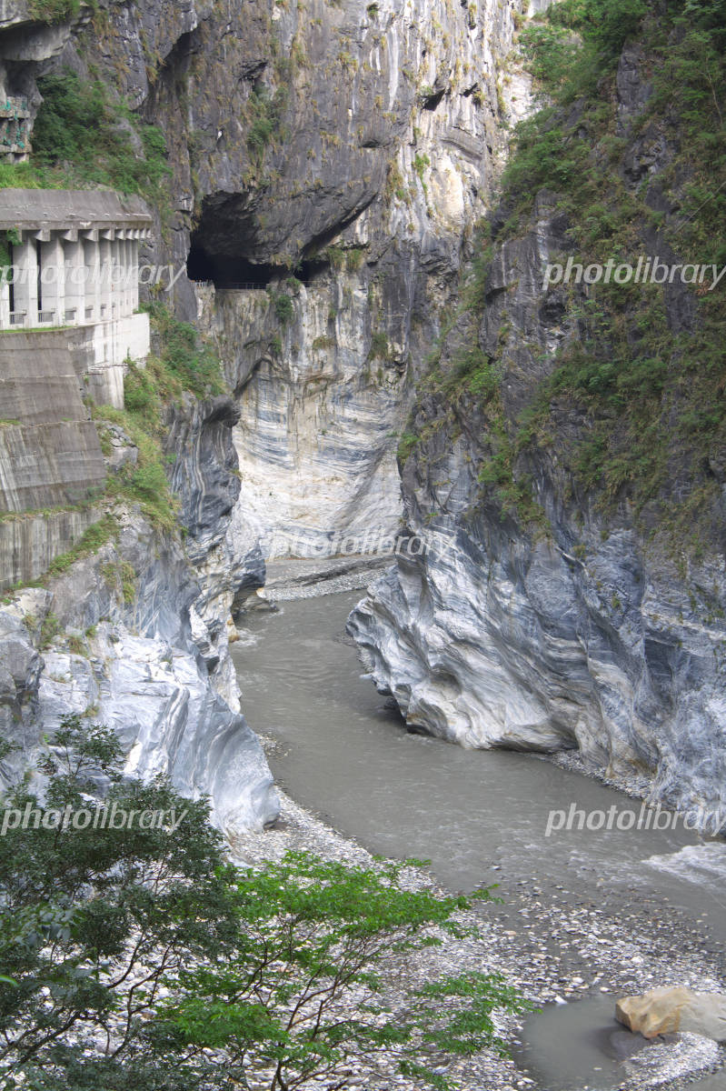 台湾 タロコ国立公園の観光情報！燕子口やタロコ渓谷の見どころ