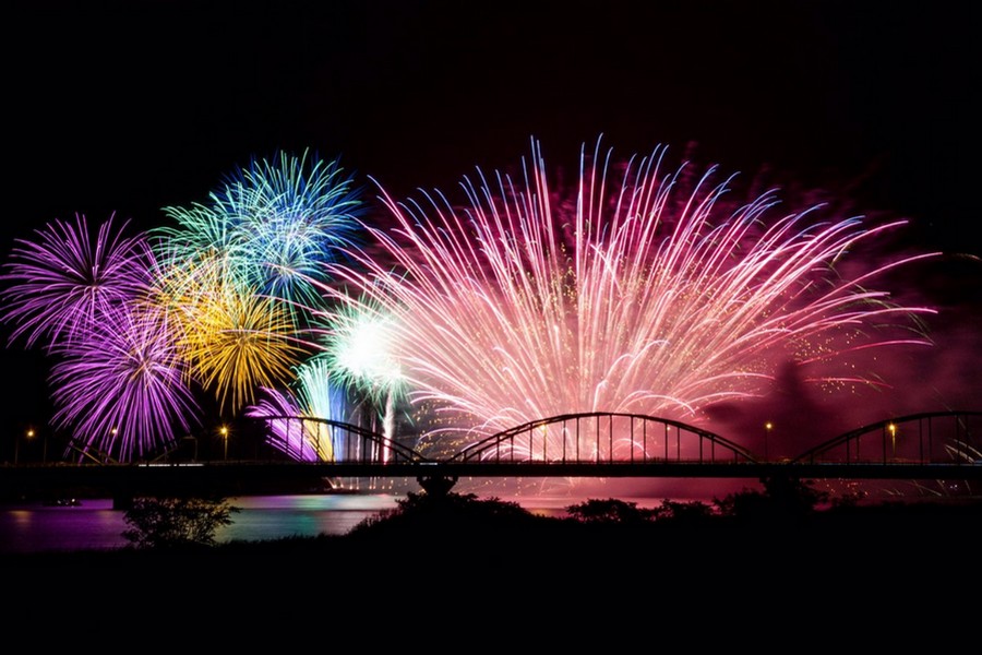 小見川花火 水郷おみがわ花火大会2025！渋滞回避の駐車場や穴場スポットを徹底紹介HANABI_INFO_2025