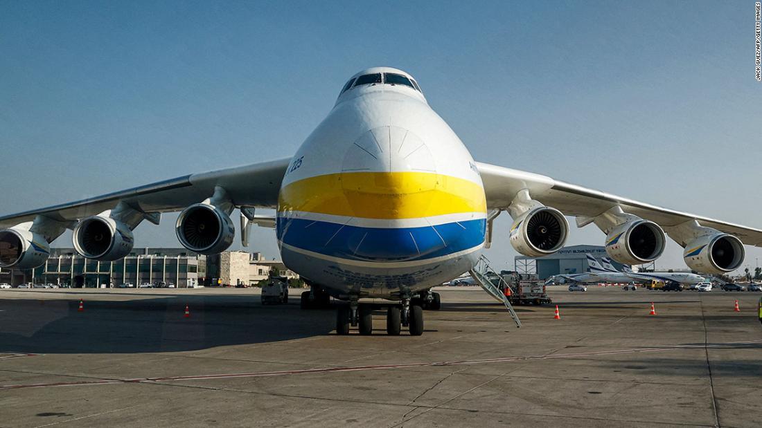 アントノフ An-225: 世界最大の飛行機に関する 10