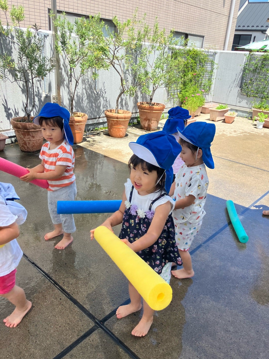 楽天市場 INTEXマルチカラーLEDプール噴水 Multicolor LED