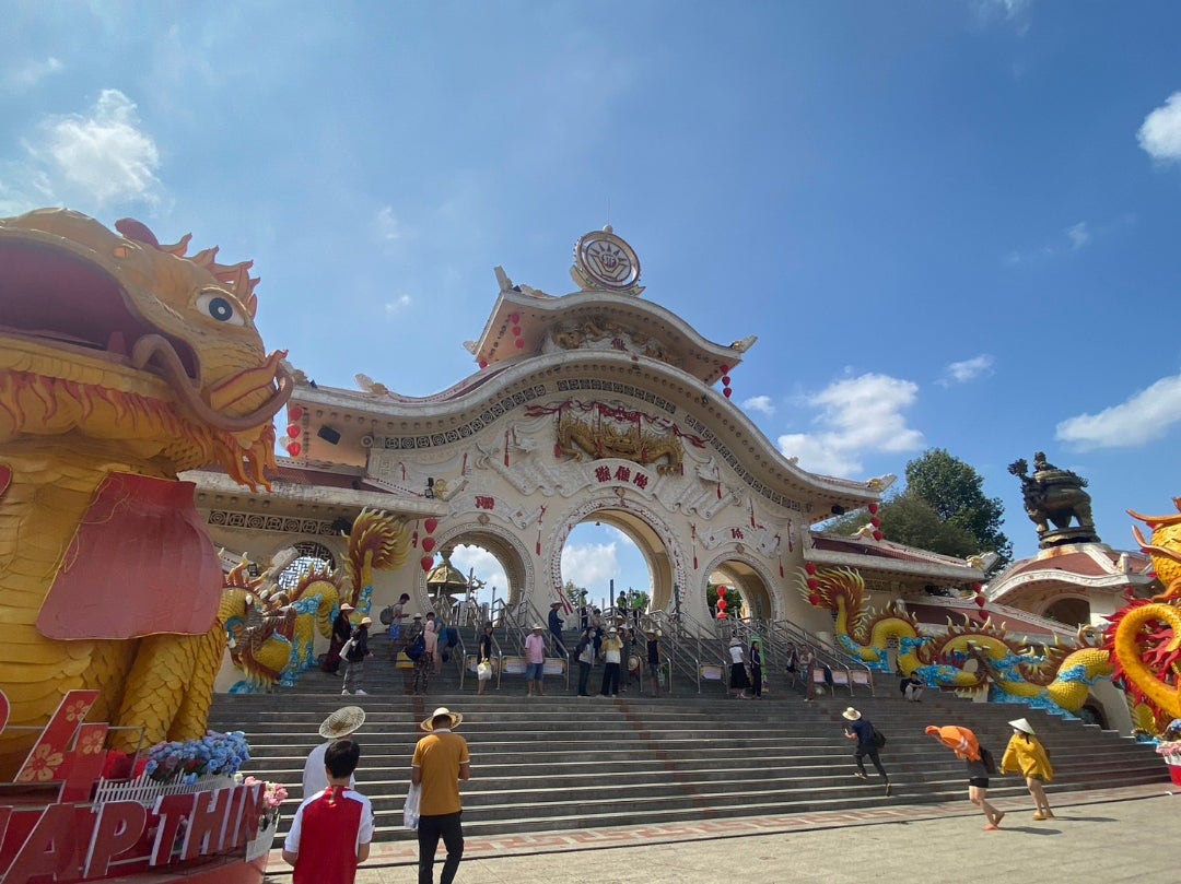 タイの備忘録 久々の海外旅行で、家族とともにタイへ。 初めて東南アジアの国に行ったが発見が多かった。 それとともに日本の素晴らしさを改めて実感。