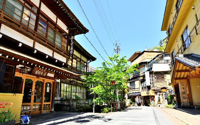 関東2024 食べ歩き＆街歩きも楽しい！温泉街ランキングベスト9NAVITIME Travel