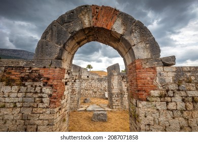 ヨーロッパの古代遺跡 フォートラベル