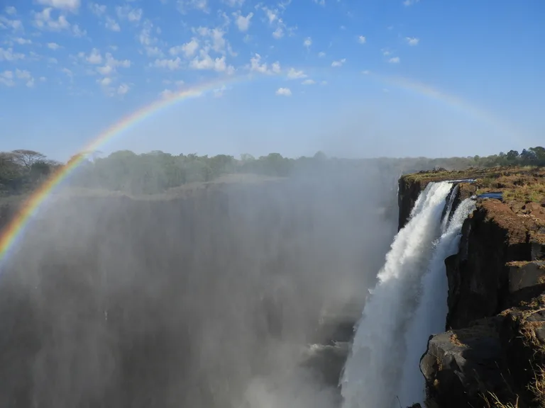 ザンビア」ってどんな国？ ヴィクトリアの滝や、主食の「シマ」など、興味深いポイントをチェック 親子で学ぶ世界地理HugKum はぐくむ