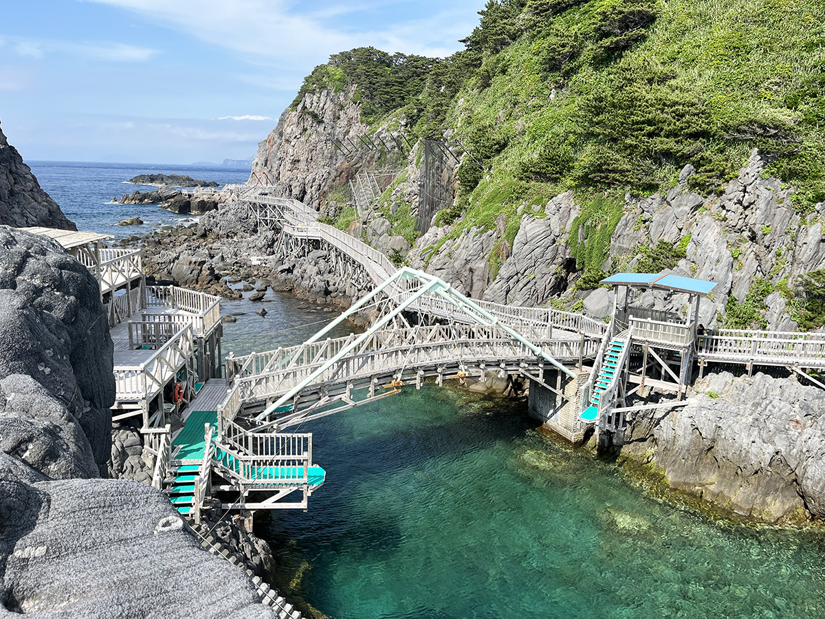 テラスから見える伊豆七島 - 断食リトリート〜伊豆高原 やすらぎの里- ファスティング施設やすらぎ日記断食リトリート〜伊豆高原やすらぎの里-