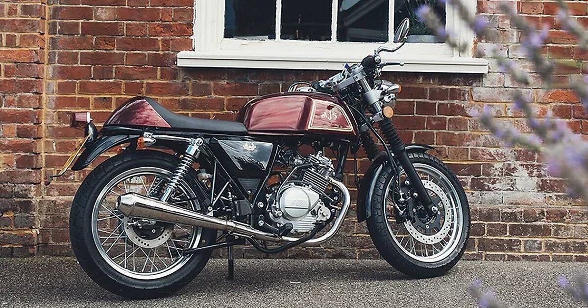 カフェレーサーとは？歴史からおすすめ車両の紹介やカスタム、ファッションまで徹底解説！ – バイクマン