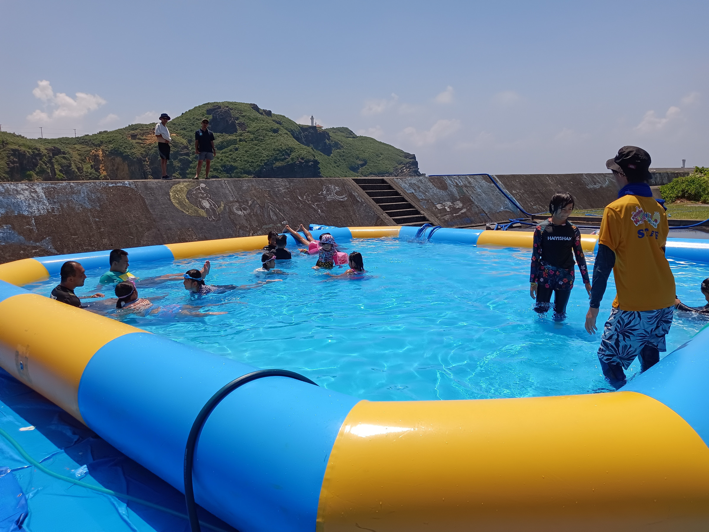 沖縄の移動遊園地キッズビレッジ