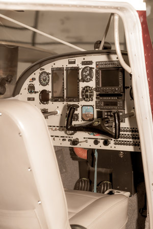 JAL初の新造エアバスA350-900 馴染みのボーイング機と操縦どう違う？ パイロット語る乗りものニュース