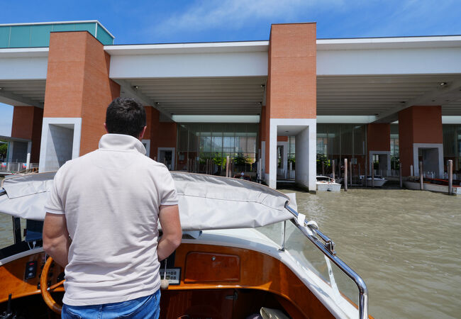 ヴェネツィアからマルコ・ポーロ空港へのシャトルバス 即日発券楽天トラベル 観光体験