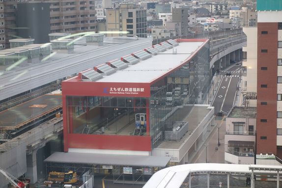 アオッサ周辺の一時停車帯について