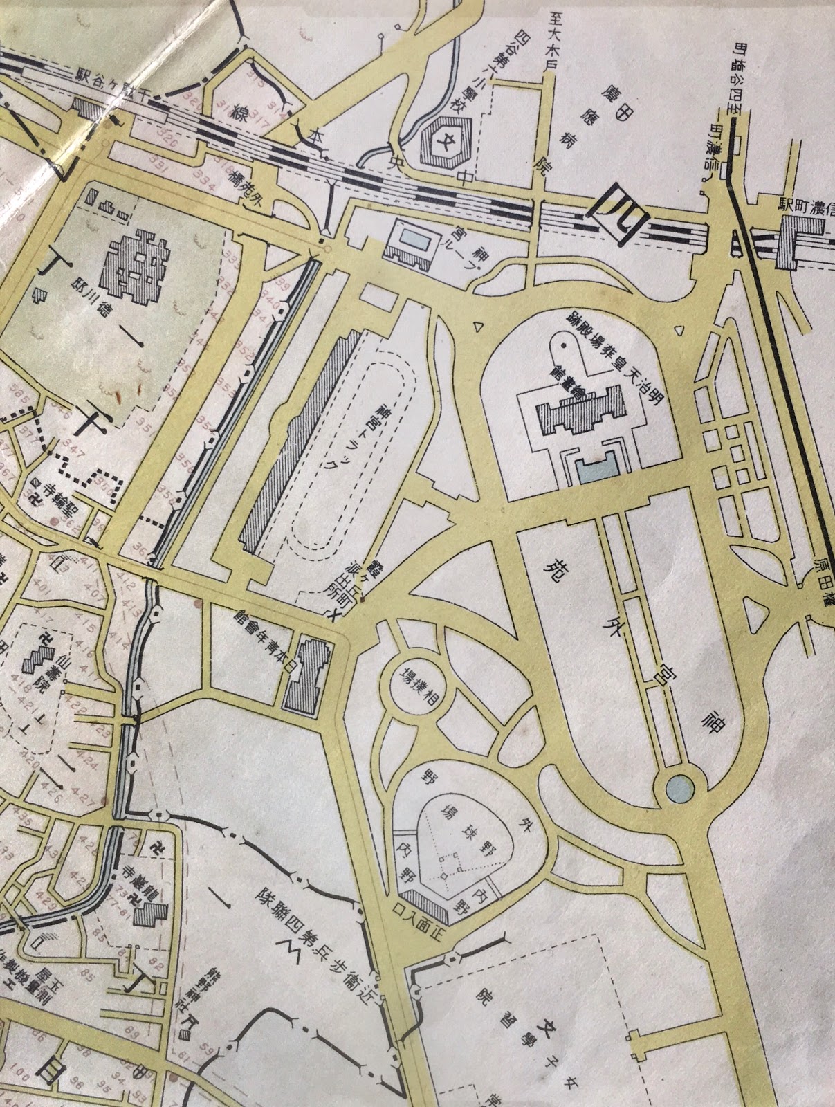 荻窪圭のマップアプリ放浪「昔の原宿は、今の駅がある場所とは違う場所だった」flick