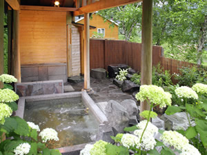 Kei's Gallery 紅葉の白馬ペンションあさねぼう－４