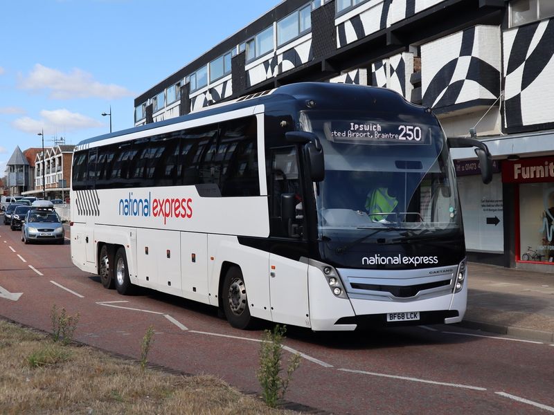 ロンドン・ガトウィック空港 Gatwick から市内への行き方