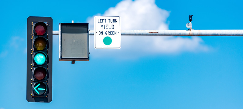 なぜイギリスの信号は仕切りで見えづらいものがあるのか？調べてみたウツミチ＊ロンドン暮らし