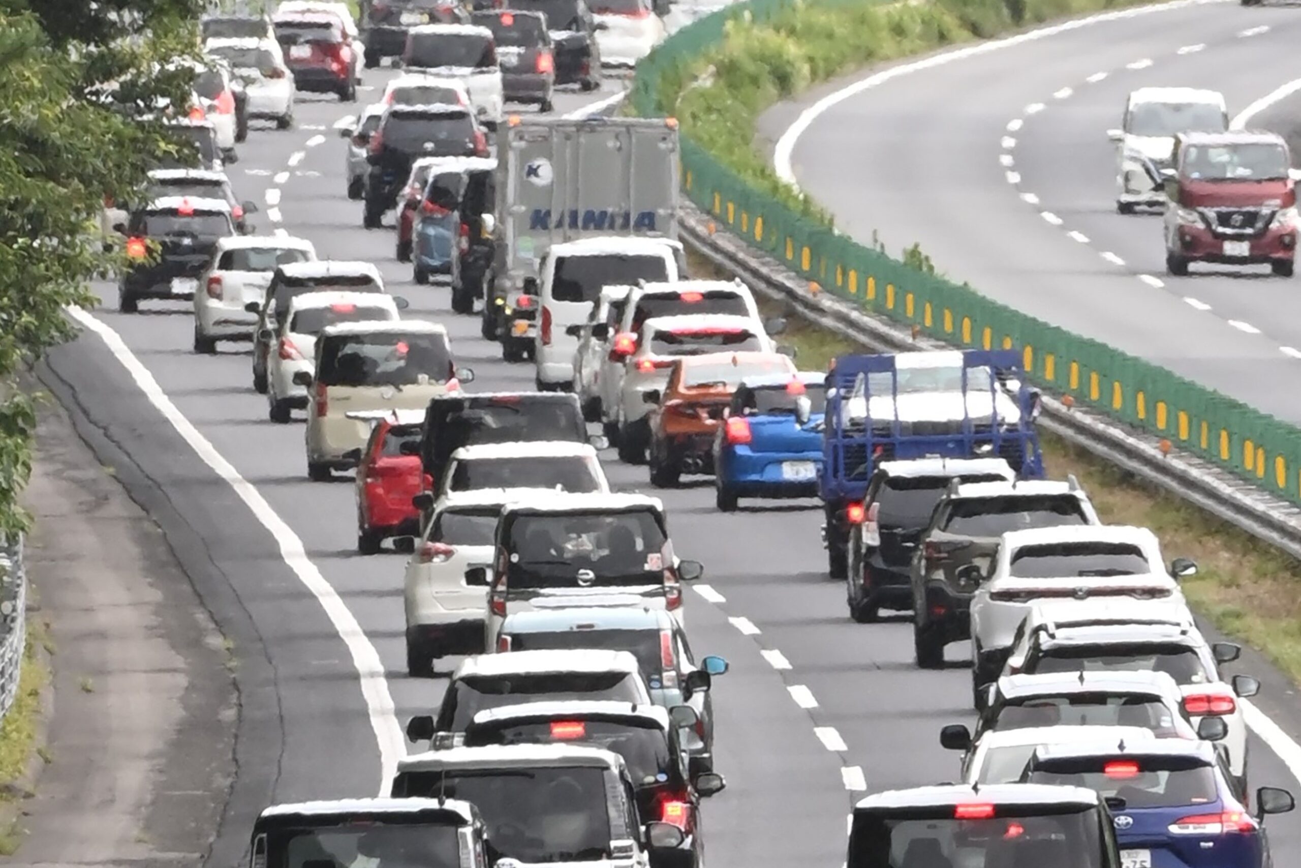 渋滞の先頭は何をやっているのか？ 素朴な疑問を専門家に直撃自動車情報・ニュース WEB CARTOP
