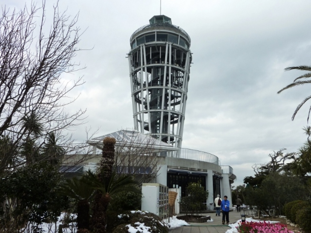 元は落下傘訓練塔だったという今はなき「旧江の島展望灯台」がスリリングすぎたって本当？ -はまれぽ.com横浜 川崎 湘南神奈川県の地域情報サイト