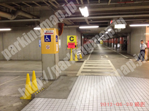 梅田スカイビル 空中庭園展望台観光スポット・体験OSAKA-INFO