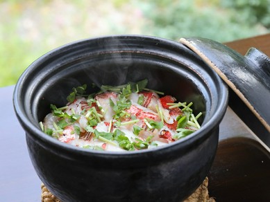 川崎市多摩区 JR南武線登戸駅改札前の食彩館のぼりと3Fにあるイタリア料理の「トマティーナ登戸店」は、利便性もよく待ち合わせにもぴったり。ランチはコーヒーもついてお得です!号外NET ピックアップ！神奈川