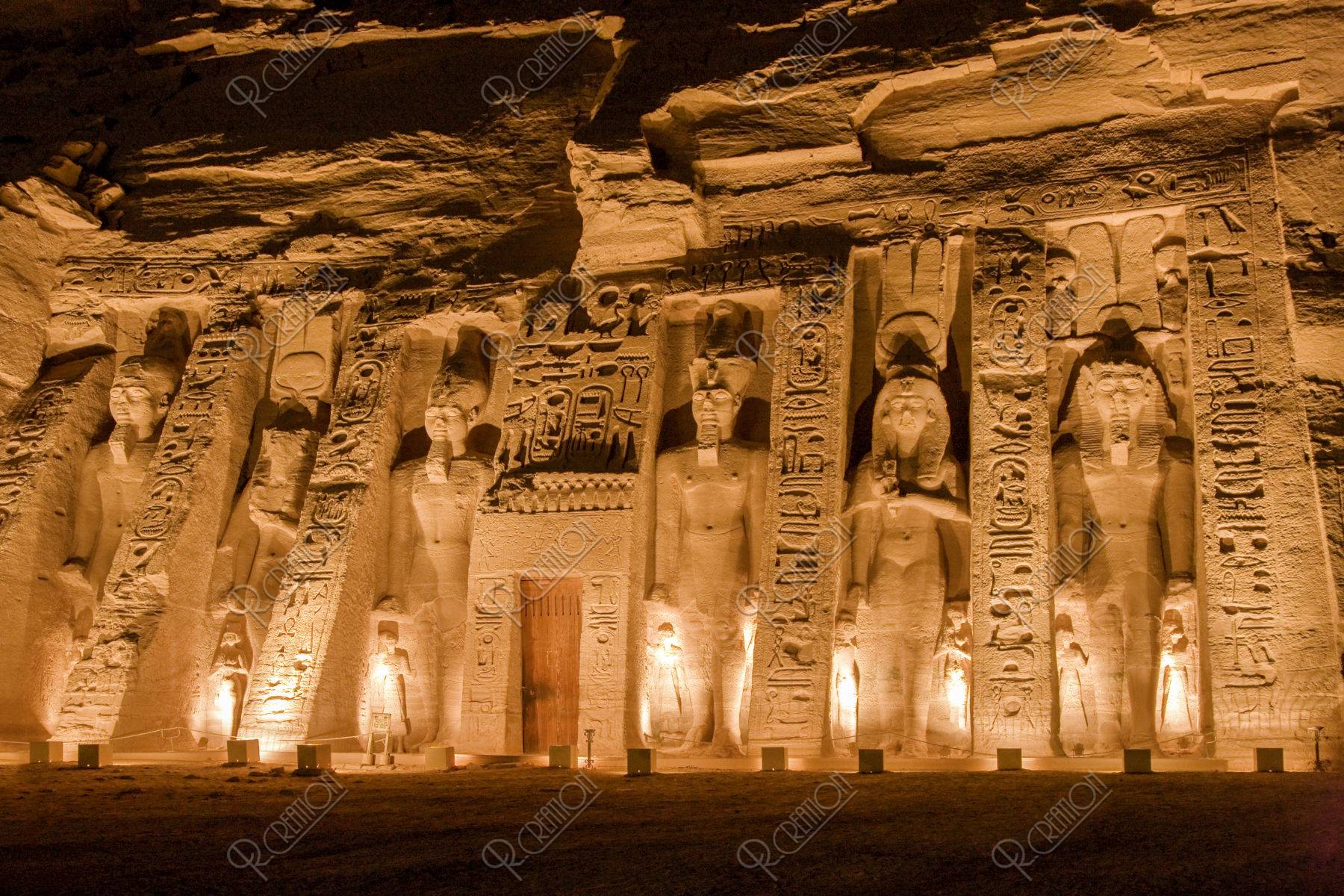 世界の絶景遺産 アブ・シンベル神殿 世界遺産成立のきっかけとなった古代エジプト文明の遺跡エジプトたびよみ